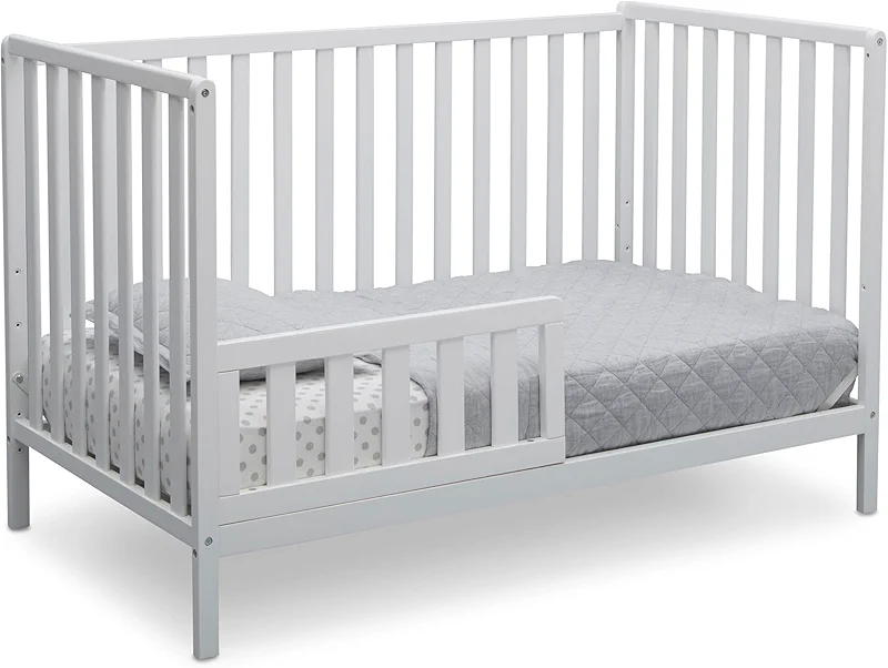 Delta Children Heartland 4-in-1 Convertible Crib - Greenguard Gold — image 4