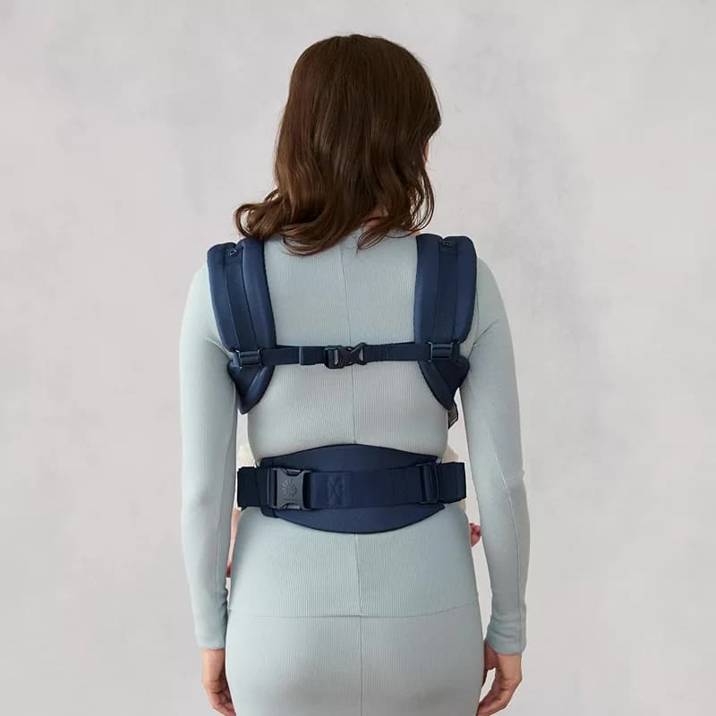Ergobaby Omni Classic Baby Carrier for Newborn to Toddlers 0-48 Months — image 6